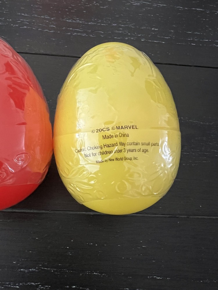 Deadpool & Wolverine Necklace Egg Pair (Sealed)