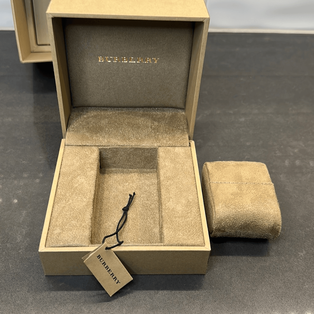 Burberry Watch Presentation Bundle (3 Piece)