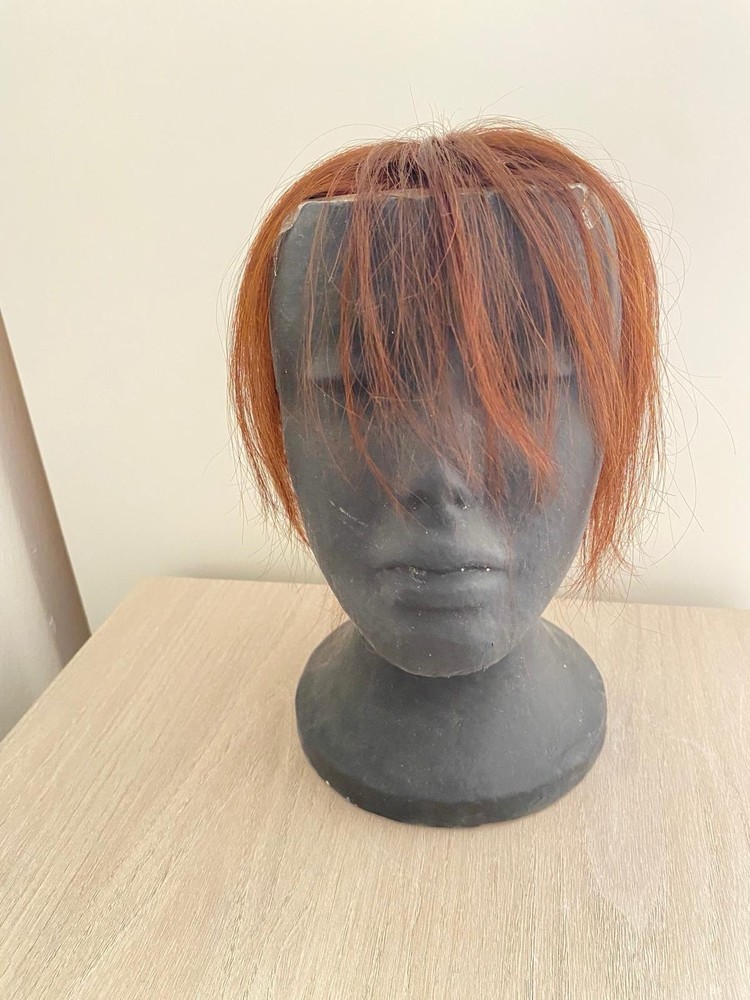 Wig With Black Cork Head Mannequin Model