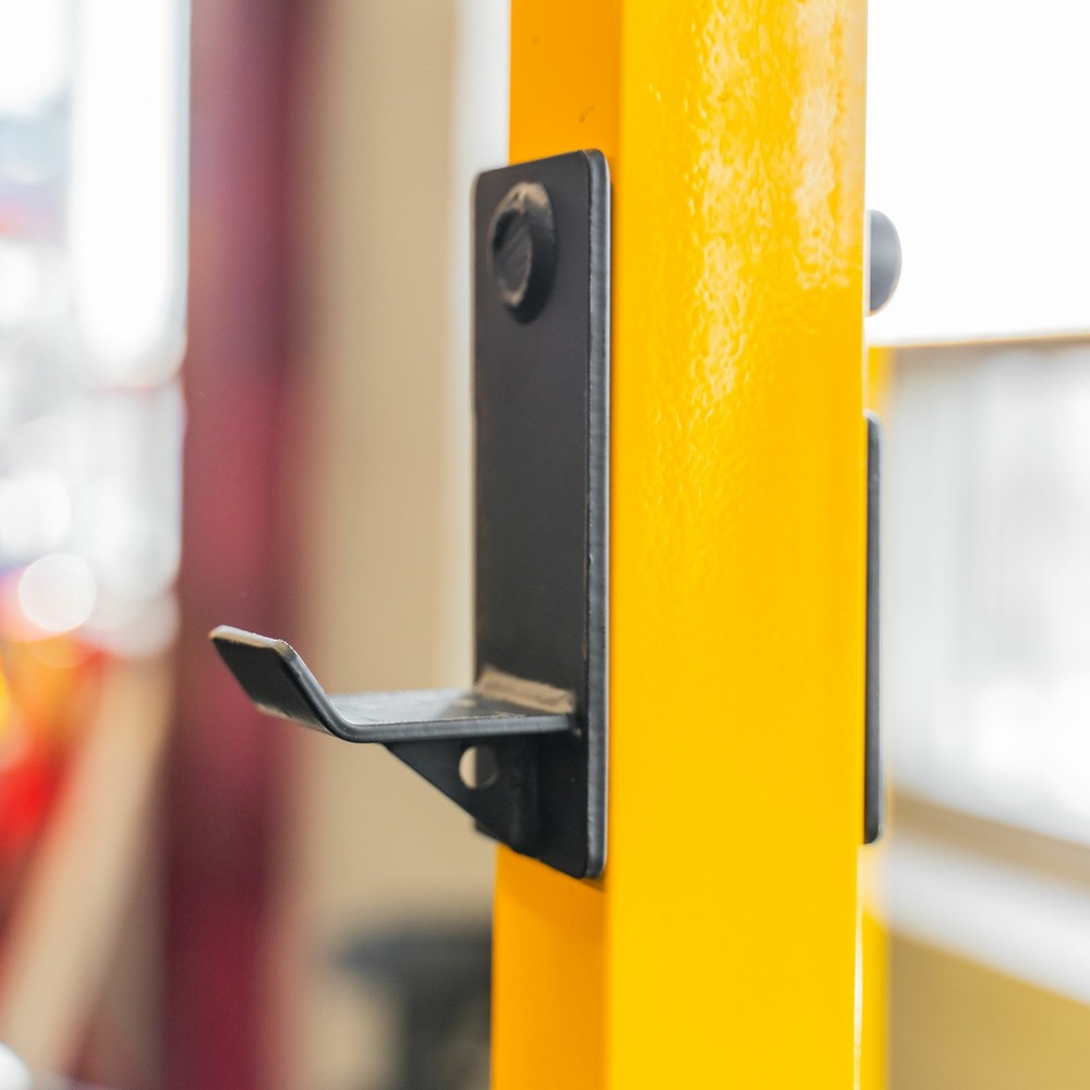PRISP J-hook for squat stand - compatible with 5x5 cm racks
