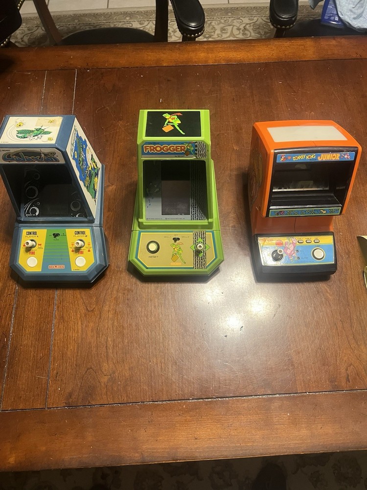 3 arcade Toys