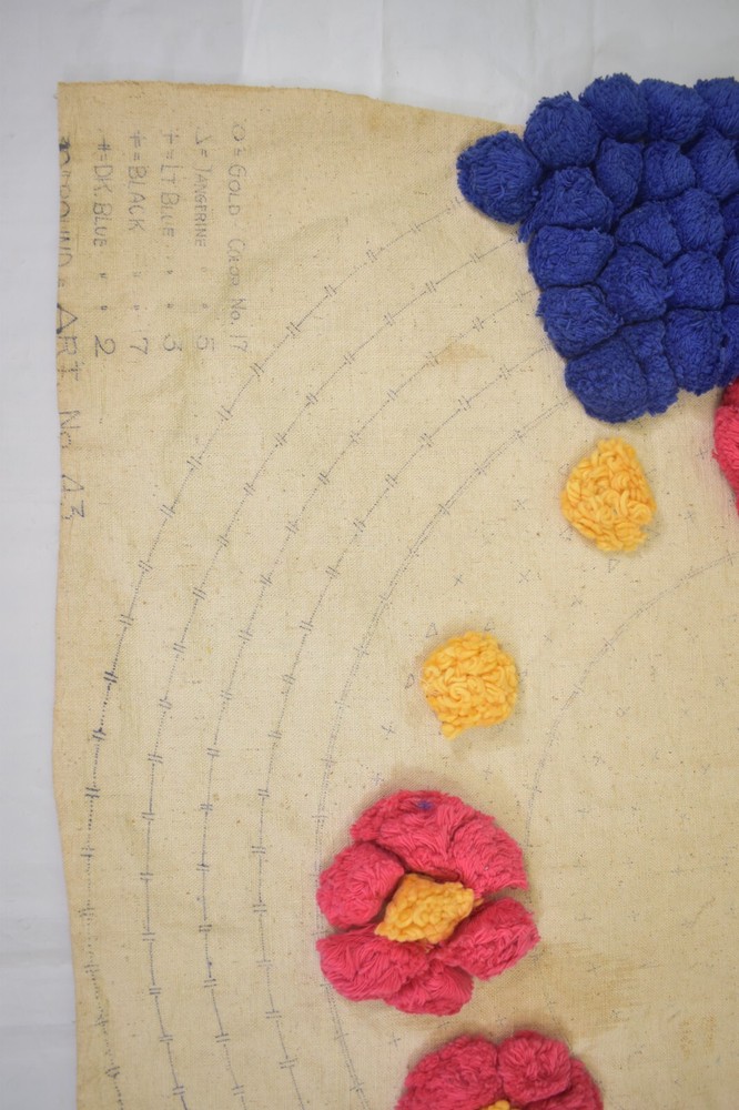 Vintage Punch Needle Pattern Round Circle Flower Pattern Unfinished