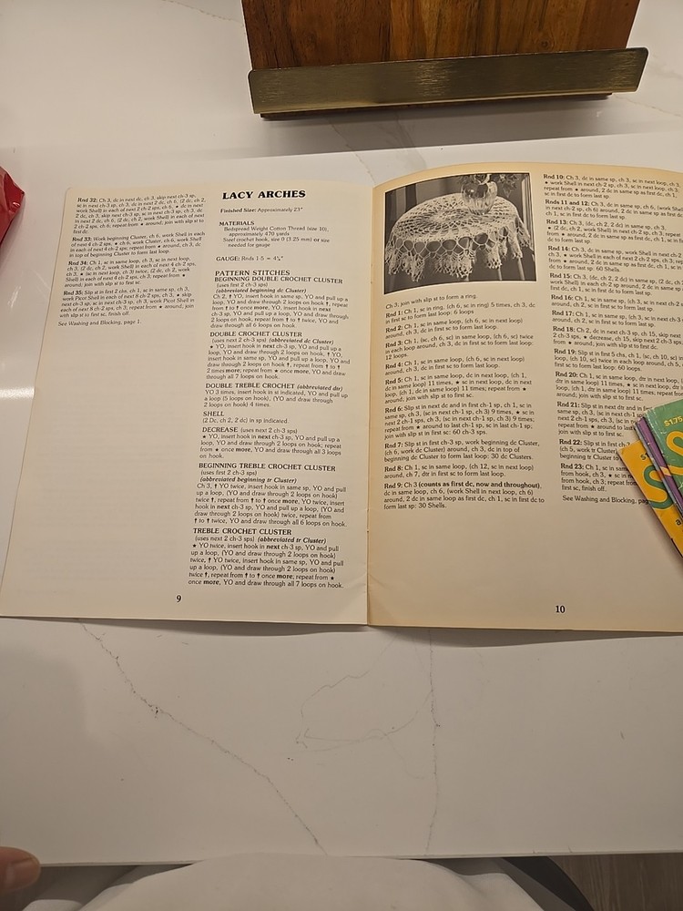 Heirloom Crochet Pattern Book Leisure Arts Table Toppers