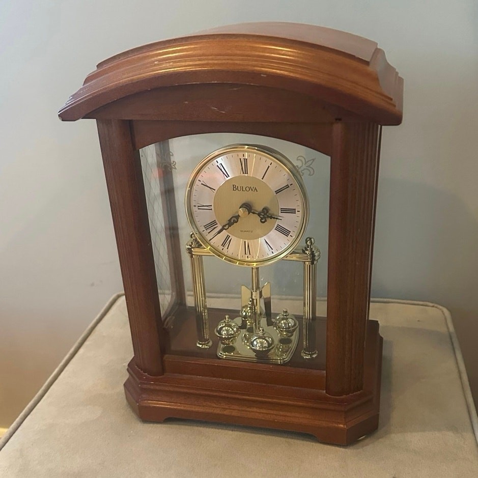 Bulova B1848 Mantle Clock