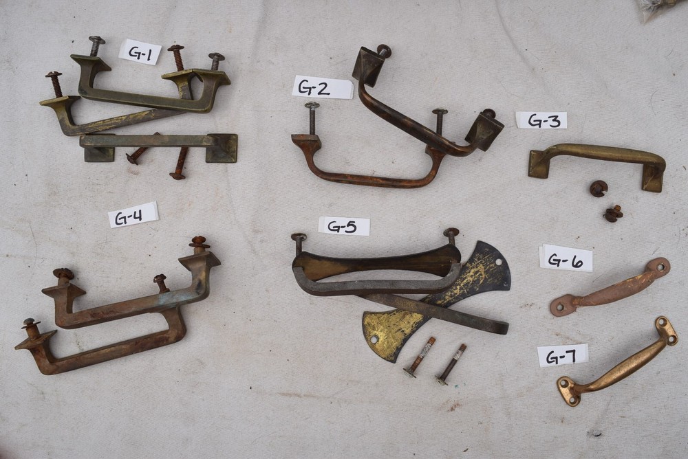 Salvaged Antique/Vintage Cabinet/Drawer/Door Handle/Pulls Rustic Hardware