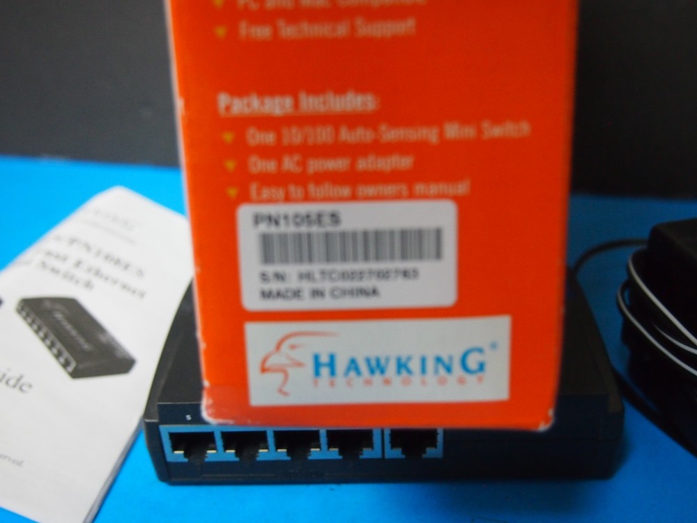 Hawking Mini Switch PN105ES - 10/100 switch - 5 ports