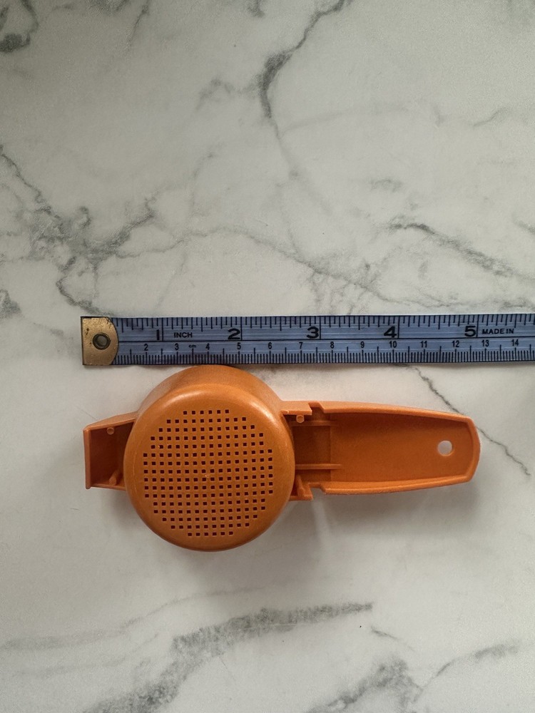 Vintage Tupperware Mini Sifter Or Strainer