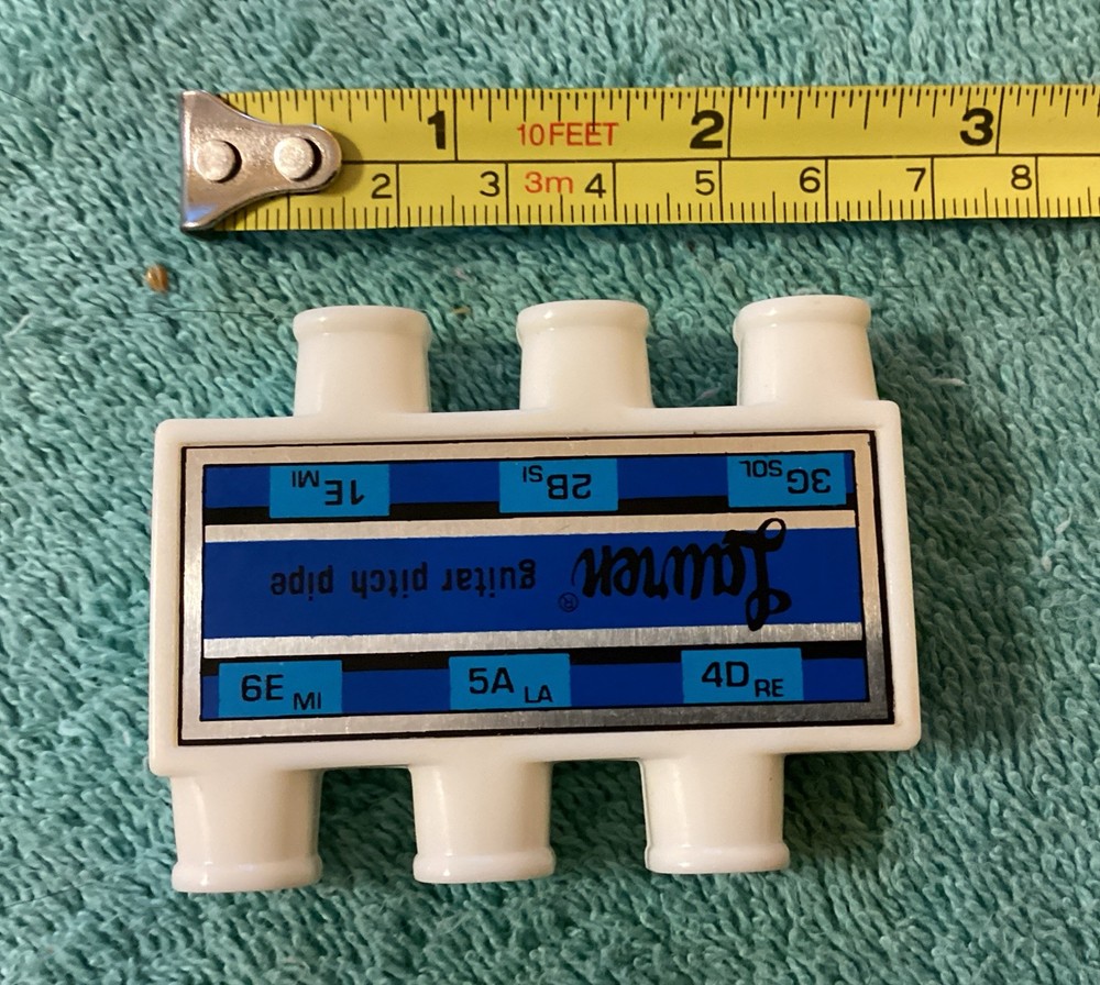 Lauren Guitar Pitch Pipe.