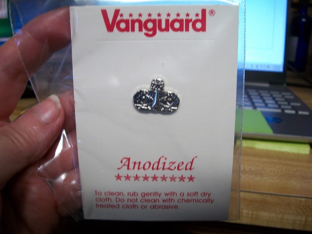 USAF MASTER SPACE OPERATIONS QUAL BADGE ANODIZED