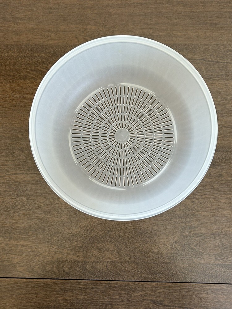 TUPPERWARE 10" CRYSTALWAVE STEAMER STRAINER ~ USA!