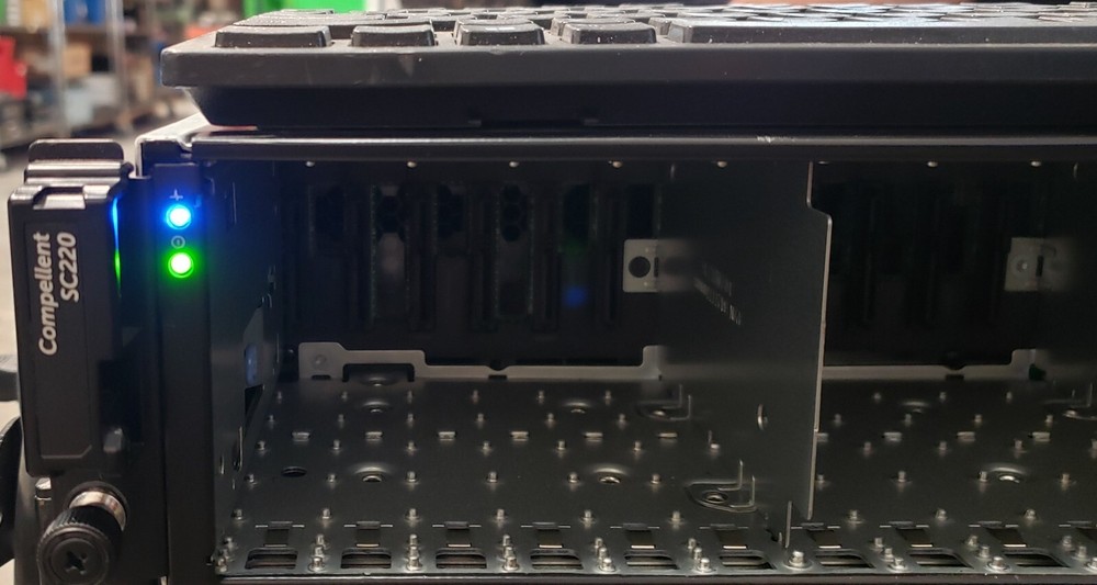 Dell Compellent SC220 - 2.5in [24] Drive Bay SAS Storage Array No HDDs