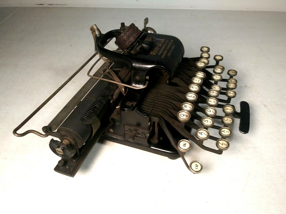 Rem-Blick Typewriter Plus Case RARE !!