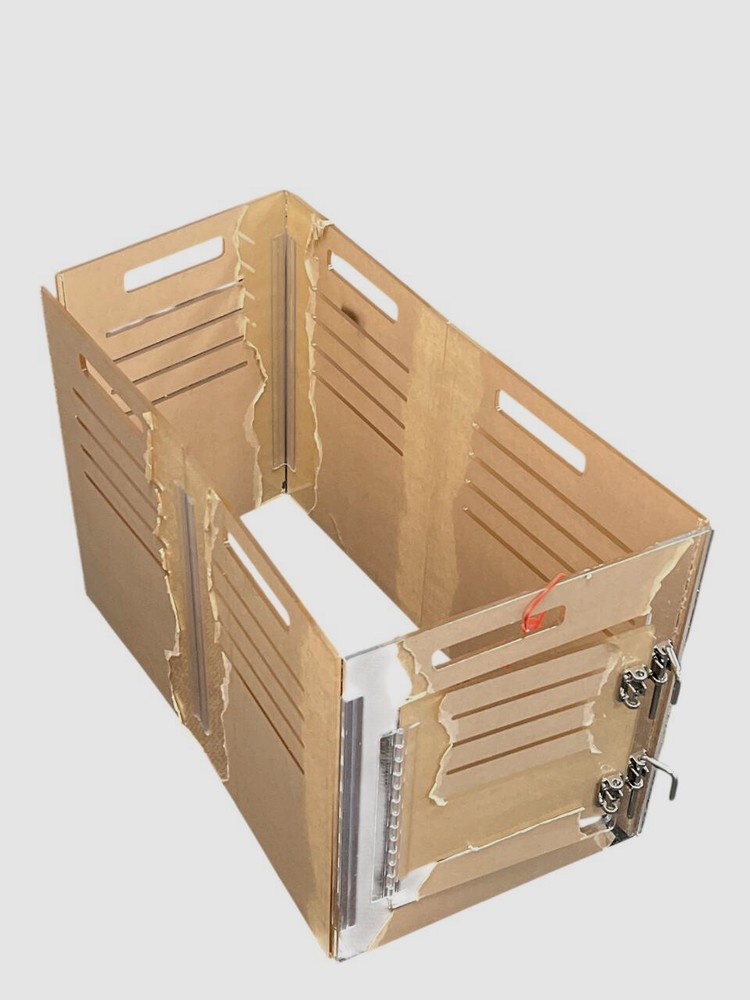 HIDDIN Small Clear View Pet Crate With Silver Latch