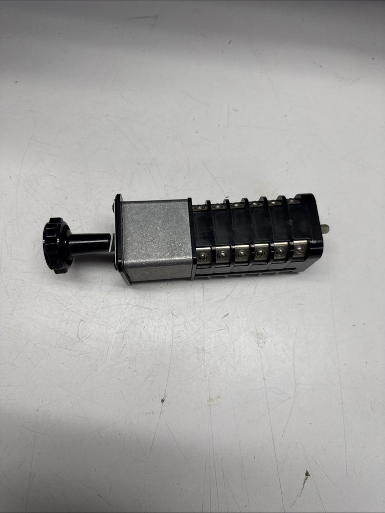 NEW GENERAL ELECTRIC TYPE SBM SWITCH 10BR011