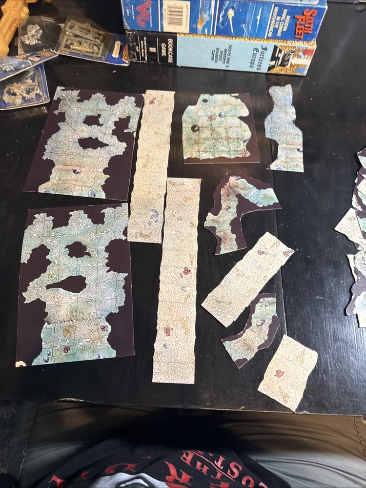 CAVERNS DUNGEON FLOOR PLANS GAMES WORKSHOP RARE