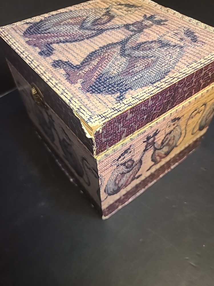 Nesting Boxes Monkeys