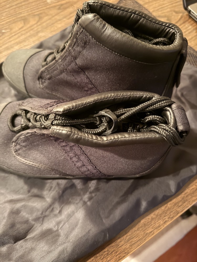 DUI - Rock Boots size 5 New!!