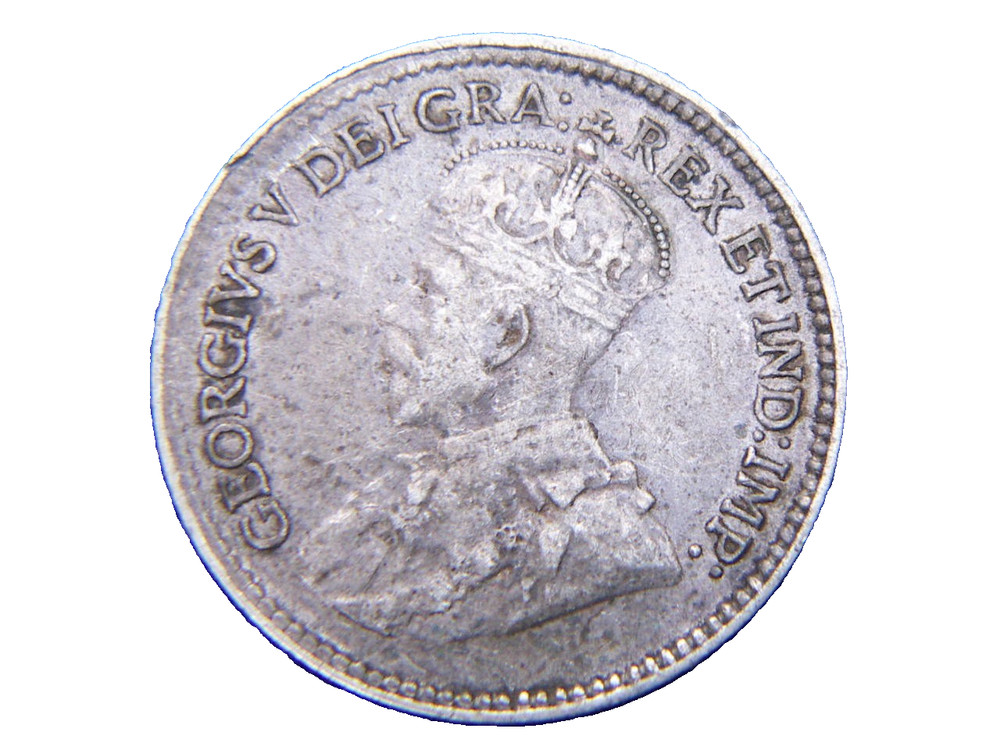 1918 CANADA 5 CENT SCARCE SILVER COIN