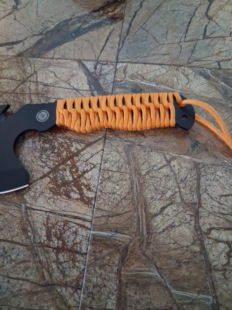 Ultimate Survival Technologies ParaHatchet FS, Orange