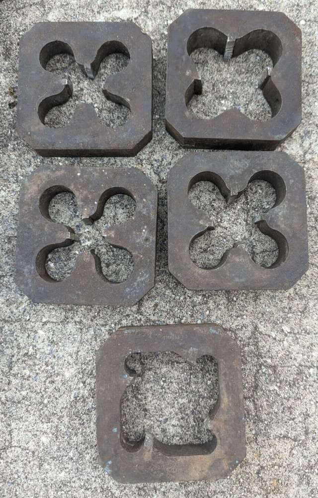 Vintage Square Die Pipe Threader With Threading Tool & Guides Assorted Lot As is