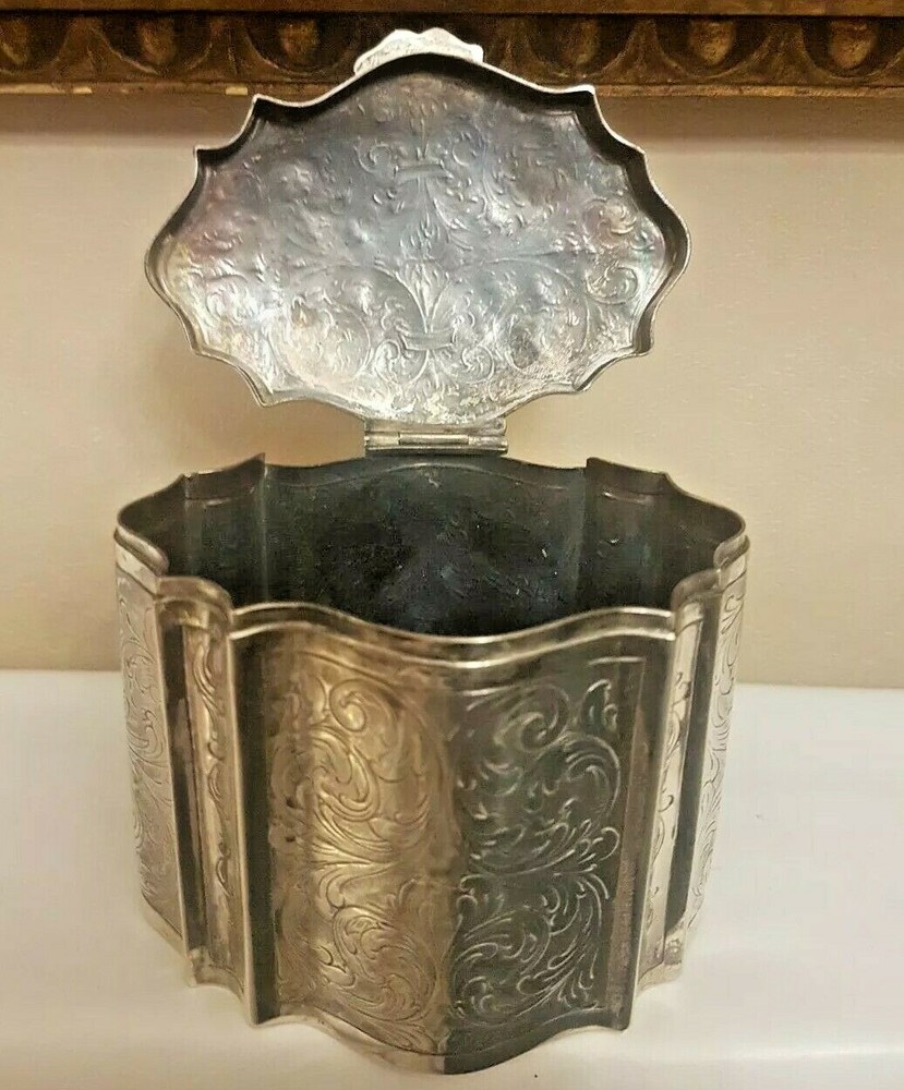 SILVER 800 ANTIQUE HAND CHISELED PUNCHED BOX