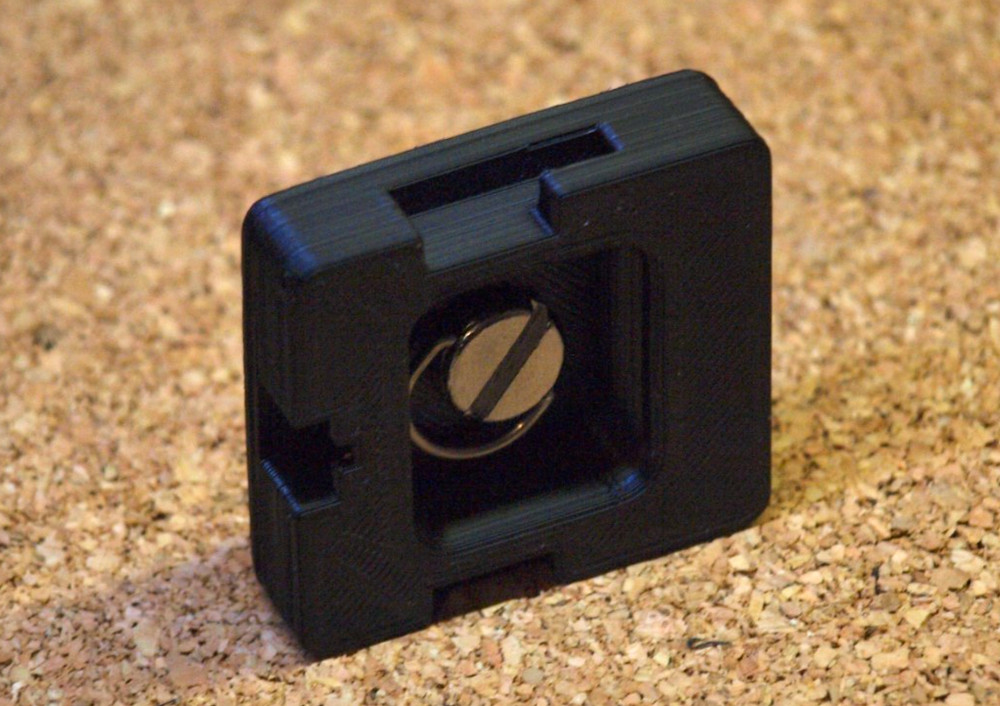 Quick release plate for tripod, Vanguard QS-01 replacement