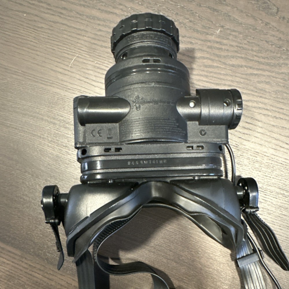 InfinityWard Night Vision Goggles Black Plastic MW2 - Working