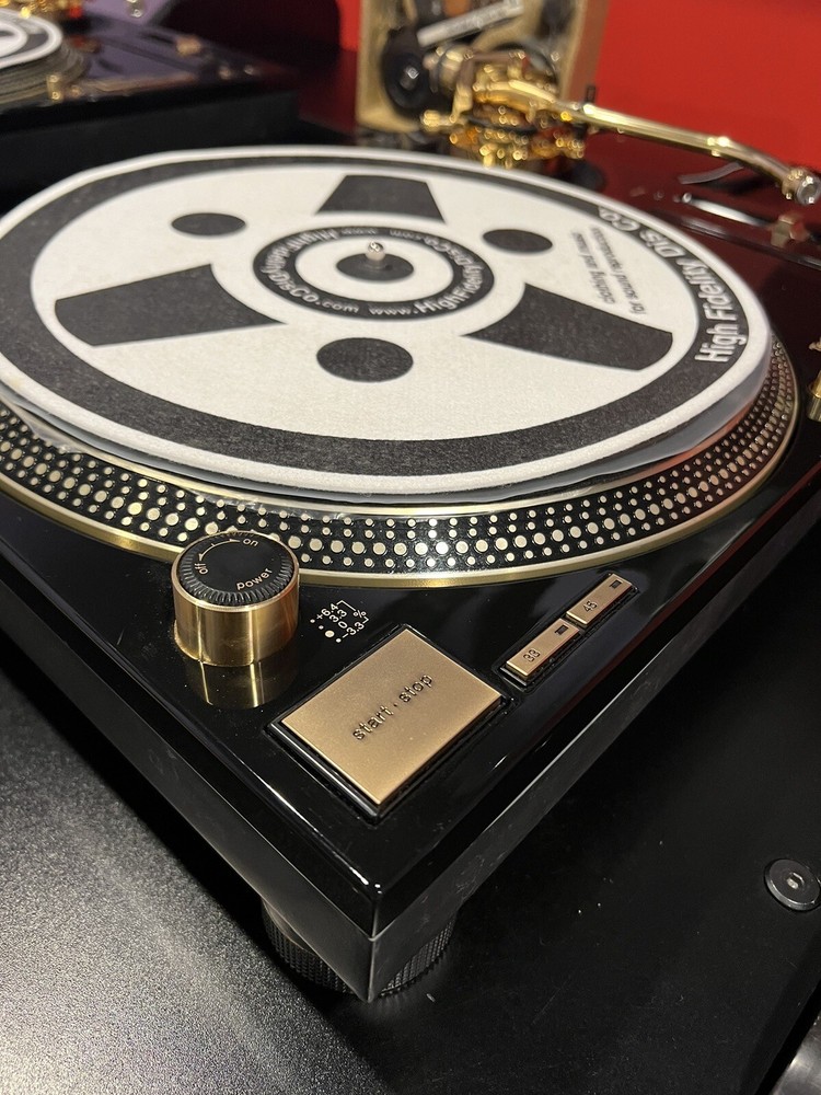 TECHNICS SL-1200 GLD Limited Gold Edition (open box)