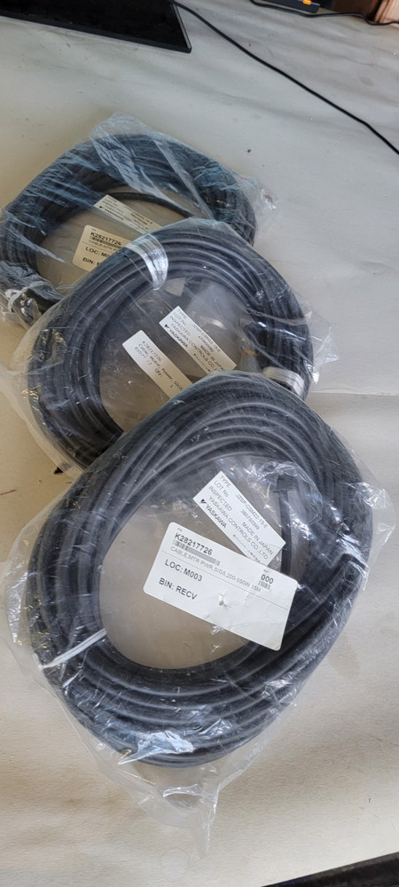 YASKAWA Motor power cable JZSP-CSM22-15-E