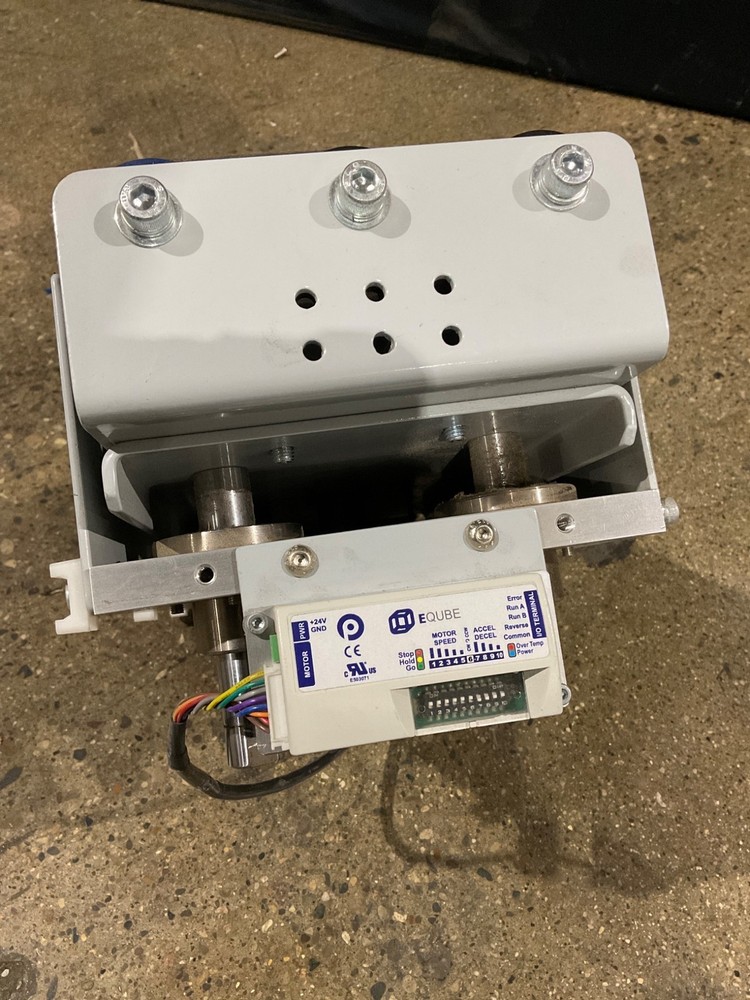 EQUBE PULSEROLLER Powered Roller Conveyor System USED