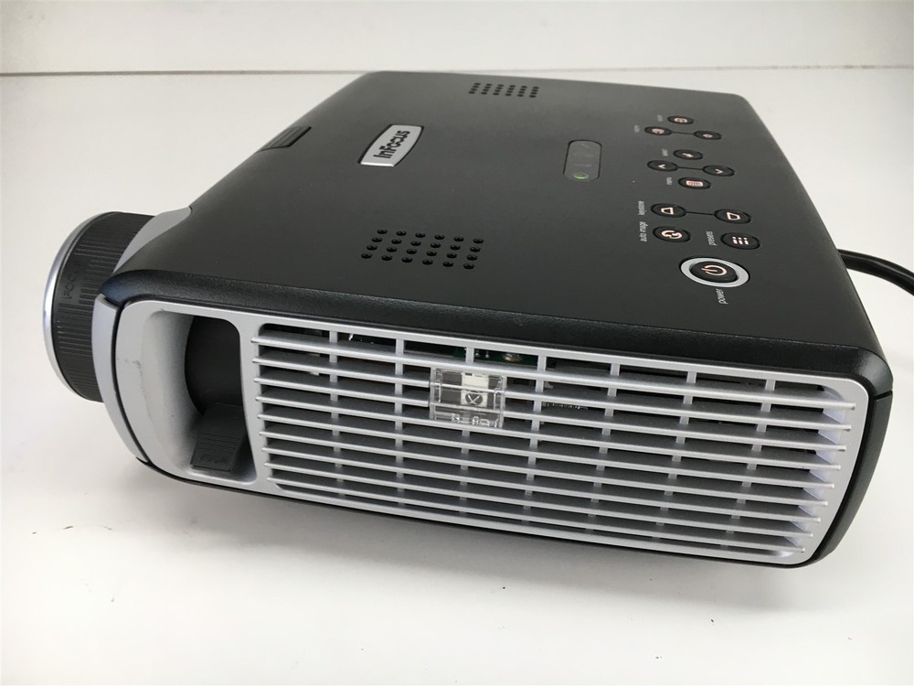 InFocus DLP Projector IN32