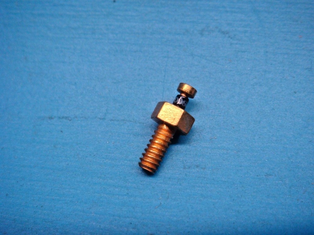 (1) UNITRODE HIGH POWER PIN DIODE 4-40 THREAD