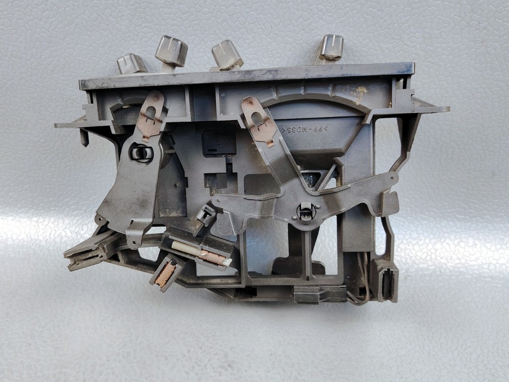 AC PANEL ISUZU NPR OLD MODEL AC/Heater Climate Controller Panel Switch Unit