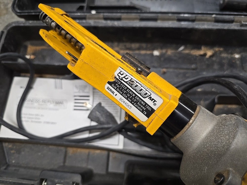 DeWalt Quick Drive 2000 Series DW275QD Screw Gun Bits Handle