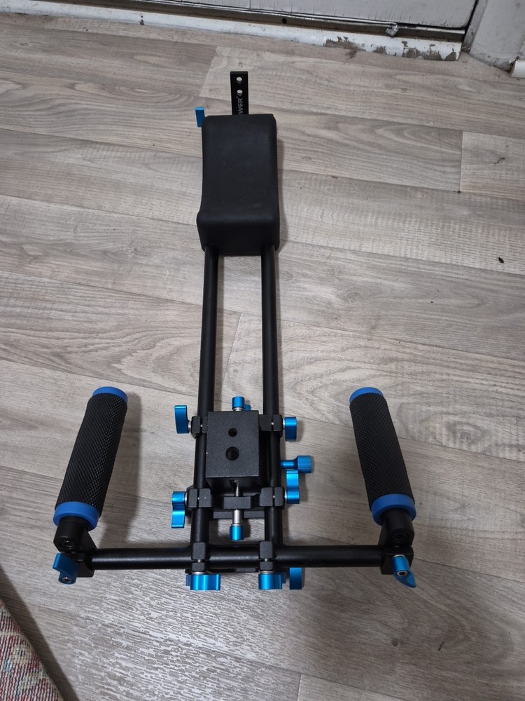 Neewer Camera Shoulder Rig