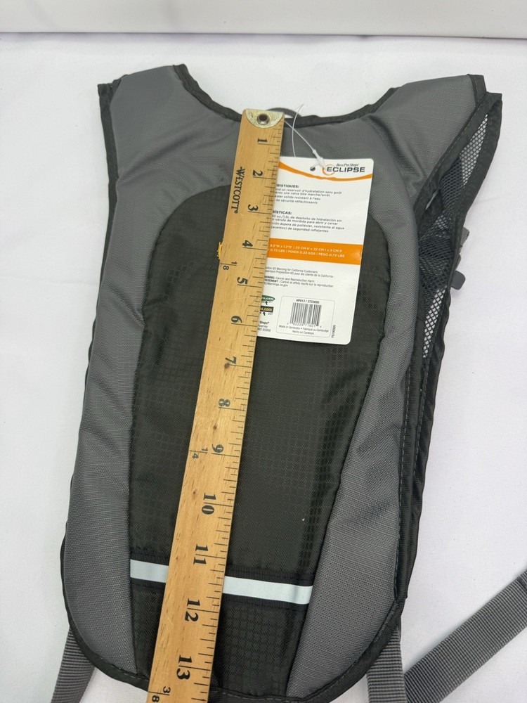 Bass Pro Shops Eclipse 1.5L Hydration Pack Gray New