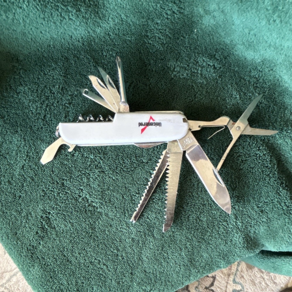 AWD/SupportNet White Multi-Tool Knife 10 Tools, Scissors, Corkscrew
