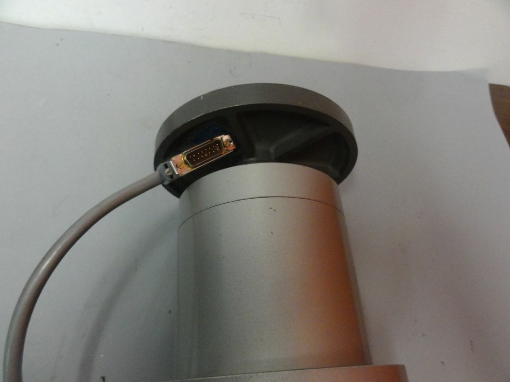 Instron A31-17 Compression Load Cell 2000 GM