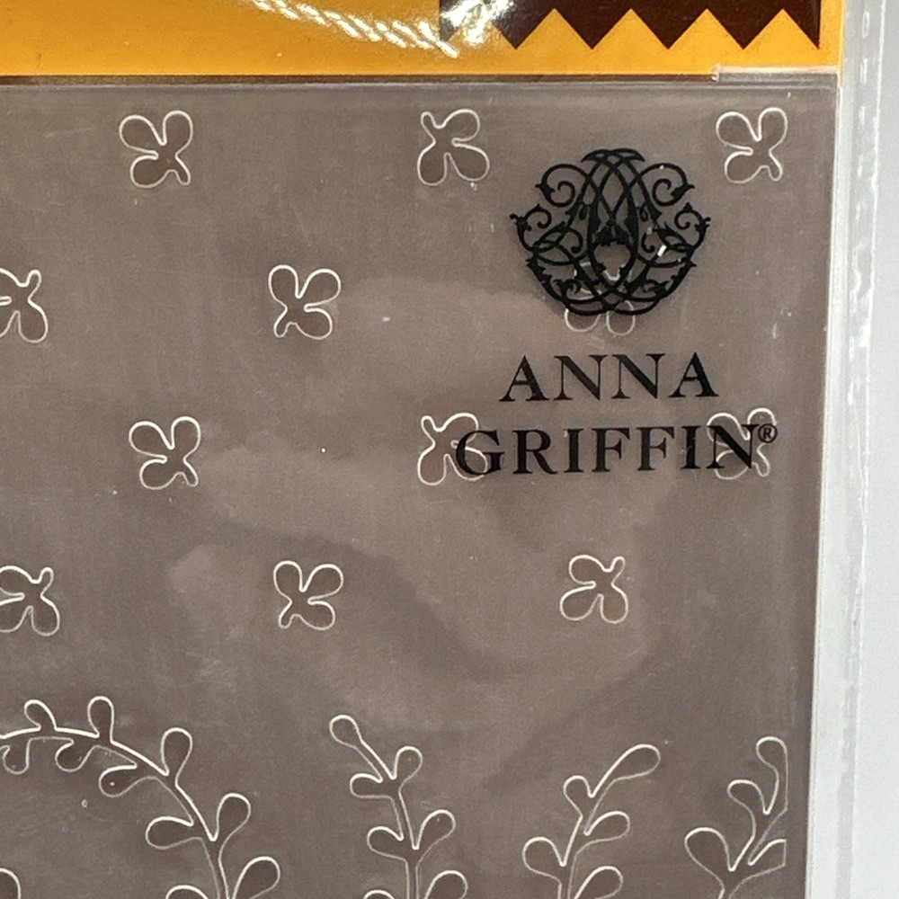 Anna Griffin Modern Vines Embossing Folder 5x7 cuttlebug embossing folder cricut