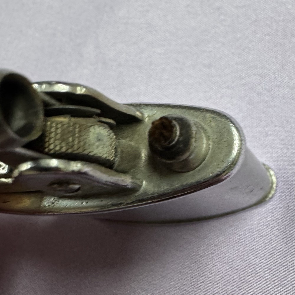 VINTAGE RONSON Standard SILVER Tone LIGHTER With Box And Soft Protector