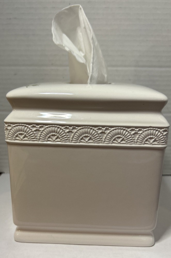 CROSCILL CHAMBORD CERAMIC Rose TISSUE HOLDER