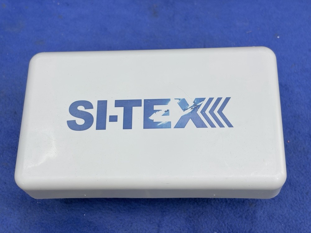 Si-Tex GPS-95CP GPS Chartplotter Display & Cover; Fully Tested & Working
