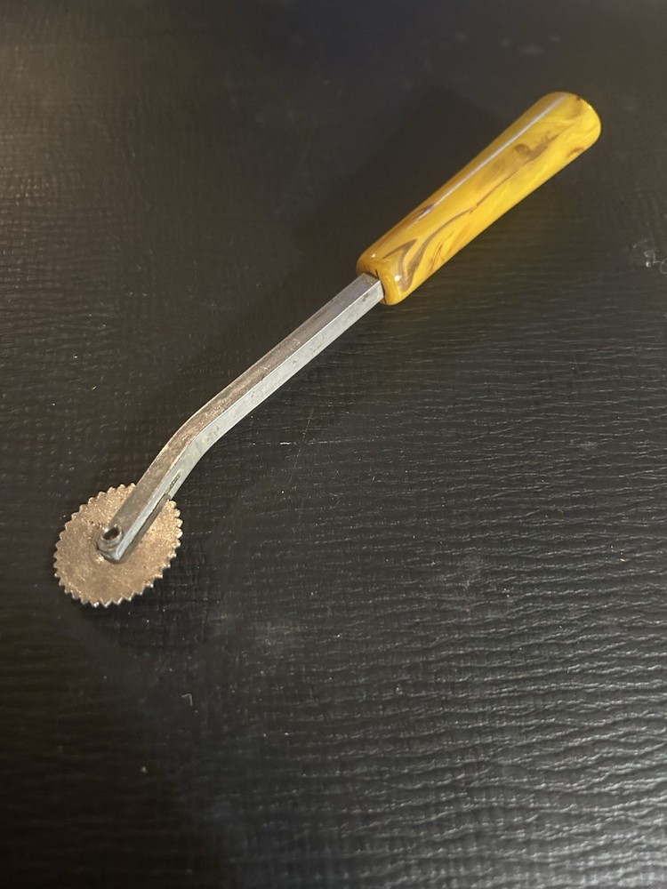 Vintage Tracing Wheel Bakelite Butterscotch Handle Sewing Pattern Tool