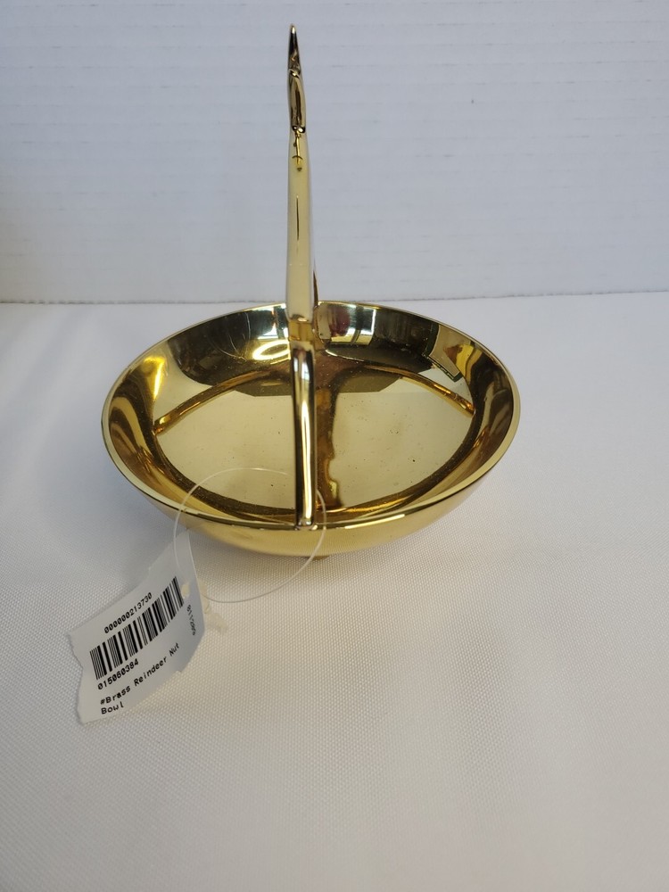 4" BRASS REINDEER NUT BOWL-FOOTED