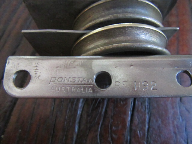 Ronstan Exit Box 1-5/8" Sheave 7/32" Wire RF192