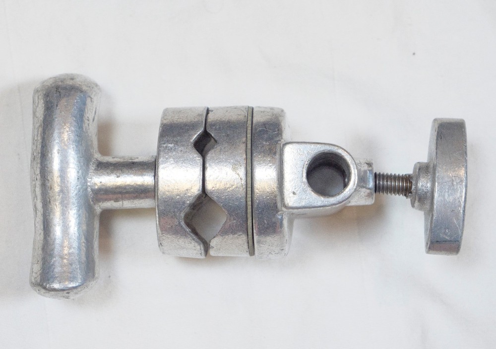 Norms Studio Equipment Grip Head - 2.5 inches