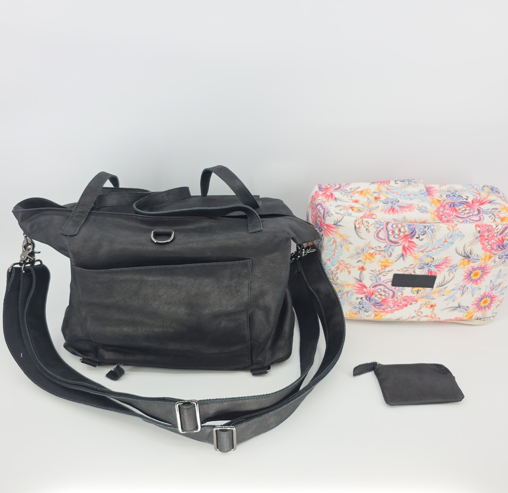 Epiphanie Leather Camera Bag Black, Removable Sections Multipocket w Strap