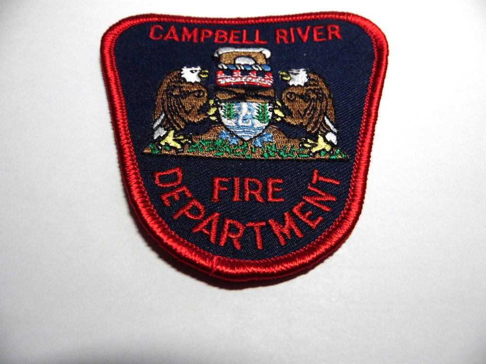 New CAMPBELL RIVER, BRITISH COLUMBIA, CANADA FIRE DEPARTMENT SHOULDER PATCH