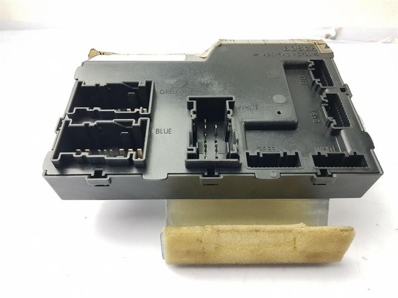 2012 FORD FIESTA CENTRAL LOCKING MODULE 116RA000084