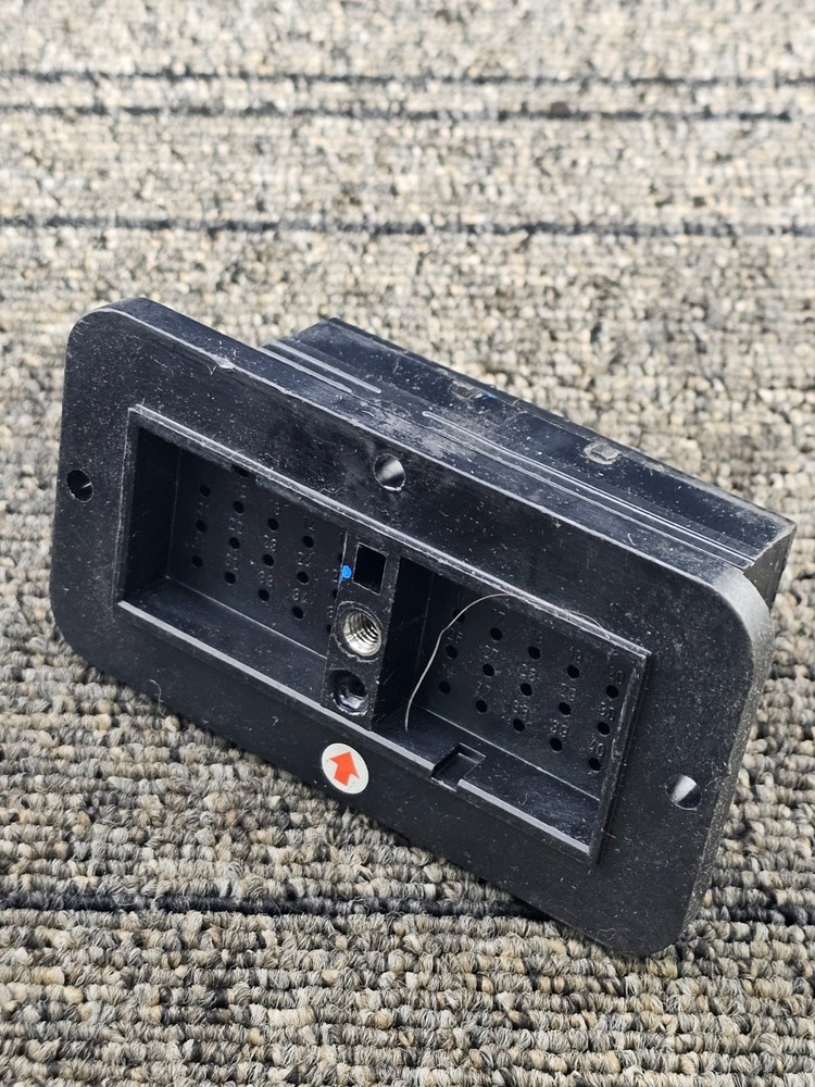 DEUTSCH DRC12-40P: 40-Position Rectangular Automotive Connector Housing - Black
